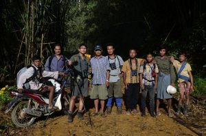 From Left : local guide, Kampol, Panuwat, Logistic Manager, Gideon, Debris and three labors